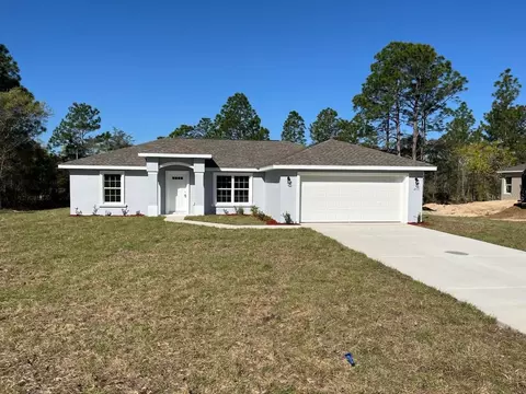 1857 W Hialeah Dr, Citrus Springs, FL 34434