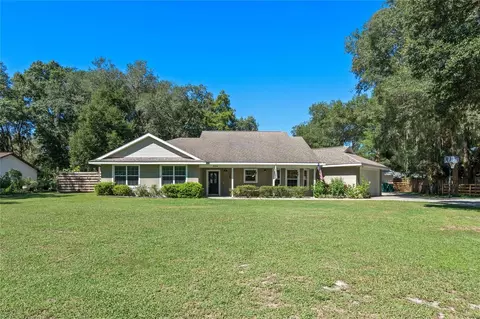 304 N Valley Rd, Fruitland Park, FL 34731