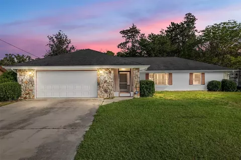 6135 SE 126th St, Belleview, FL 34420