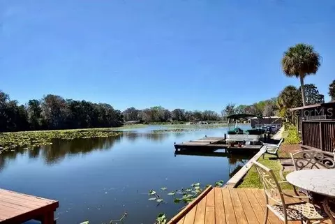 1066 Island Way, Leesburg, FL 34748