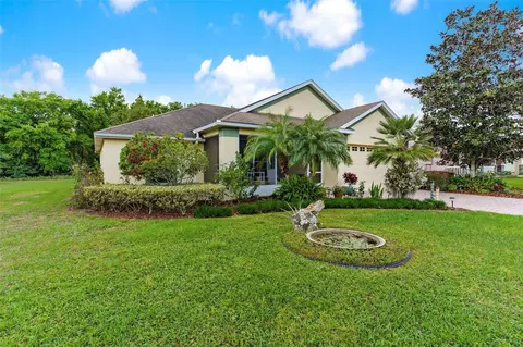 13534 Biscayne Grove Ln, Grand Island, FL 32735