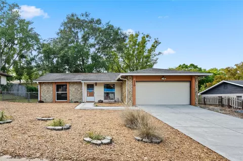 220 N Disston Ave, Clermont, FL 34711