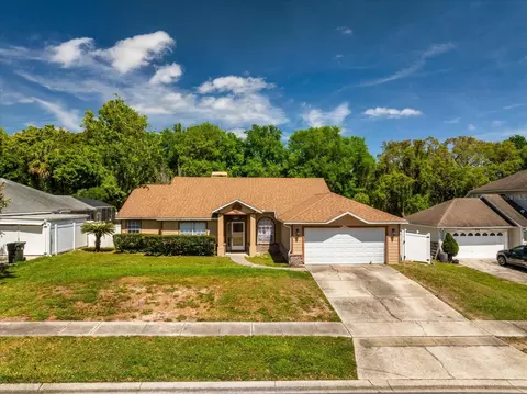 2552 Dovetail Dr, Ocoee, FL 34761