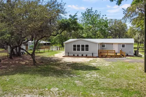 39455 E Cemetary Rd, Umatilla, FL 32784