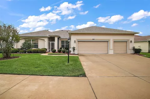 25052 Laurel Valley Rd, Leesburg, FL 34748