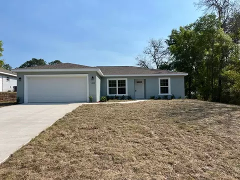 2484 W Vespero St, Citrus Springs, FL 34433
