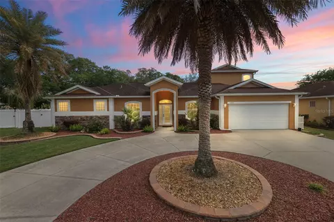 12431 NE 48th Cir, Oxford, FL 34484