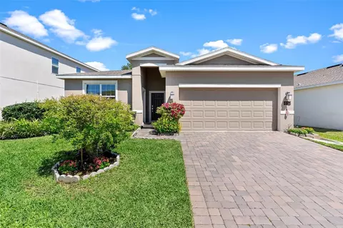852 Carmillion Ct, Groveland, FL 34736
