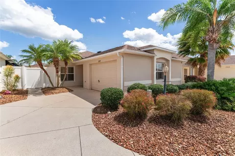 2397 Kenya St, The Villages, FL 32162