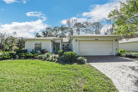 448 Bentwood Dr, Leesburg, FL 34748