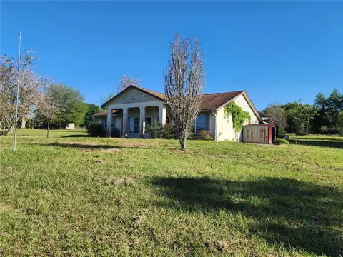 13800 SE 170th St, Weirsdale, FL 32195