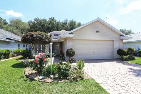 21840 Royal St Georges Ln, Leesburg, FL 34748