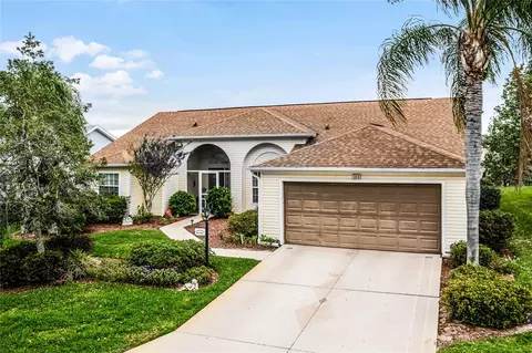 5019 Sawgrass Lake Cir, Leesburg, FL 34748
