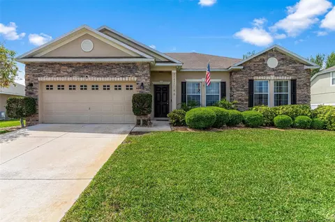 31637 Greenwalk Way, Leesburg, FL 34748