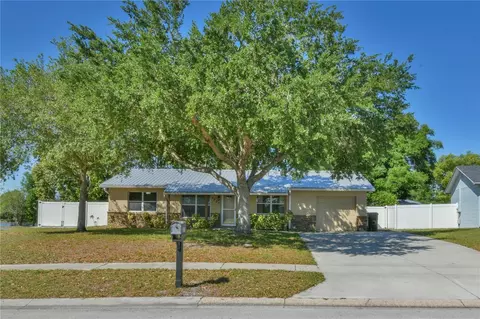 1237 Russell Dr, Ocoee, FL 34761