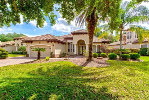9925 Santa Barbara Ct, Howey In The Hills, FL 34737