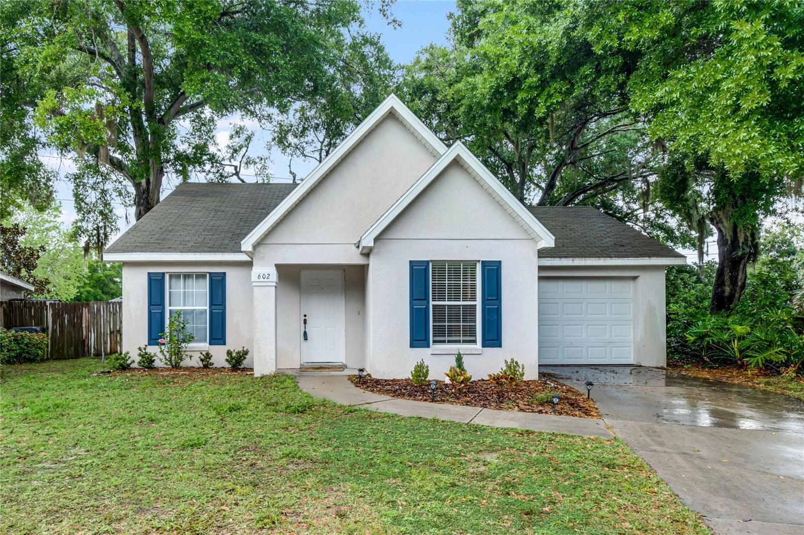 602 Arlington Ct, Eustis, FL 32726 photo 1