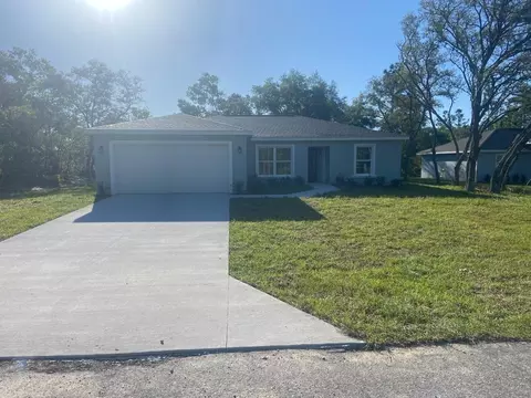 9841 N Vaughn Dr, Citrus Springs, FL 34433