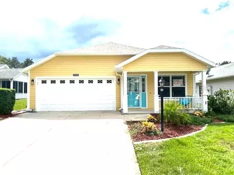 25332 Cranes Roost Cir, Leesburg, FL 34748