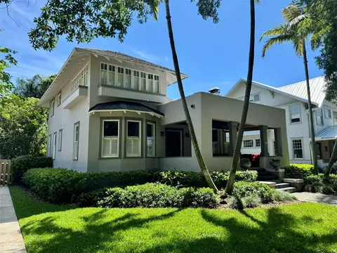 712 S Willow Ave, Tampa, FL 33606