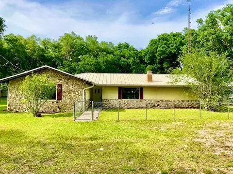 883 SE Highway 42, Summerfield, FL 34491