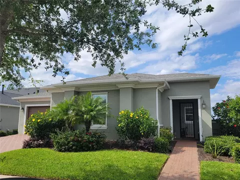 511 Narrow View Ln, Groveland, FL 34736