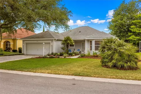 1714 Durango Dr, Lady Lake, FL 32159