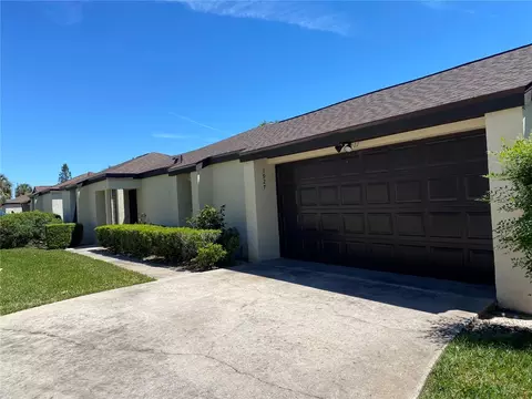 1927 Sycamore Cir #27C, Tavares, FL 32778