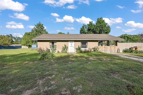 40704 W 6th Ave, Umatilla, FL 32784