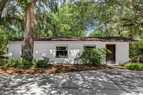 695 N Us 301, Sumterville, FL 33585