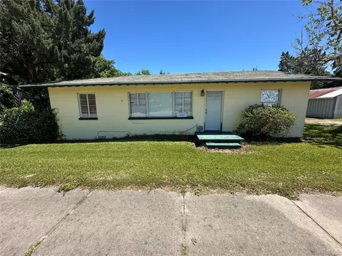 2830 South St, Leesburg, FL 34748