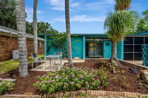 10 Live Oak Ave, Yalaha, FL 34797