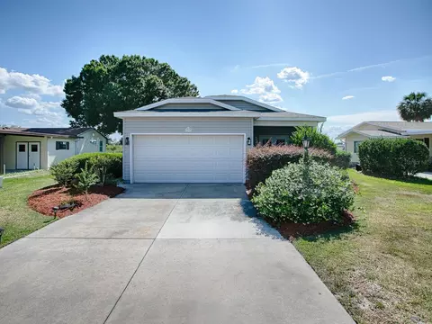 24905 Pine Hl, Leesburg, FL 34748