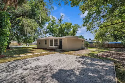 90 S Orange Ave, Umatilla, FL 32784