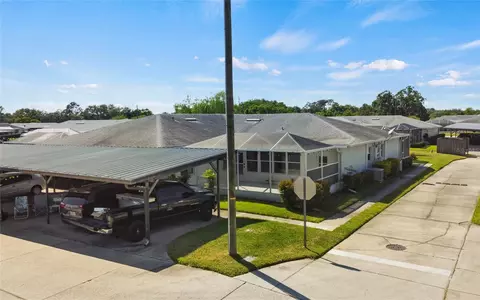1120 Apple Ter, Leesburg, FL 34748