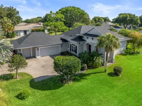 39138 Tacoma Dr, Lady Lake, FL 32159