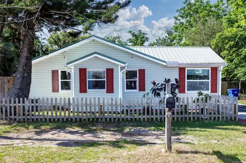 1312 Sherman Ave, Tavares, FL 32778