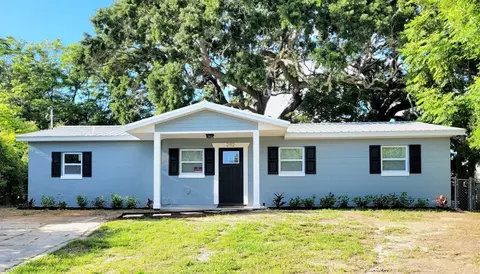 2112 Parkview Ave, Leesburg, FL 34748