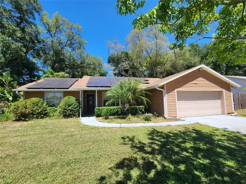 306 E Chester St, Minneola, FL 34715