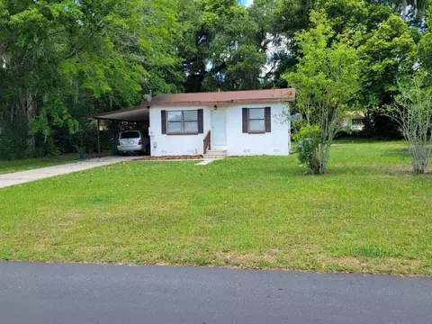 713 Osceola Ave, Wildwood, FL 34785