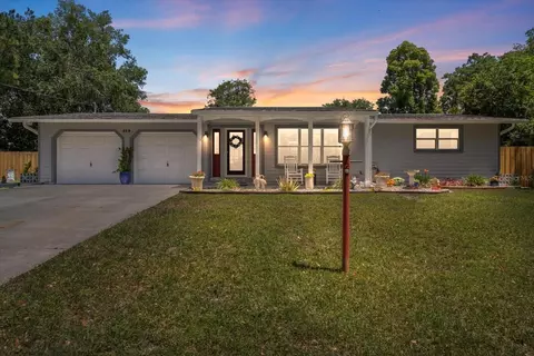 319 N Venturi Ave, Crystal River, FL 34429