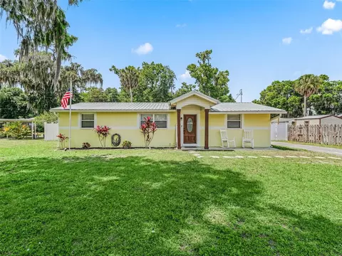970 Cr 437, Lake Panasoffkee, FL 33538