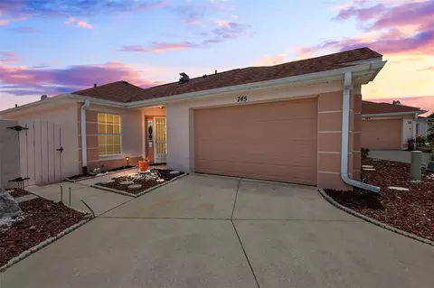 745 Ramirez Ave, The Villages, FL 32159