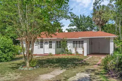 106 N Florida Ave, Howey In The Hills, FL 34737
