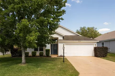 24801 Cranes Roost Cir, Leesburg, FL 34748