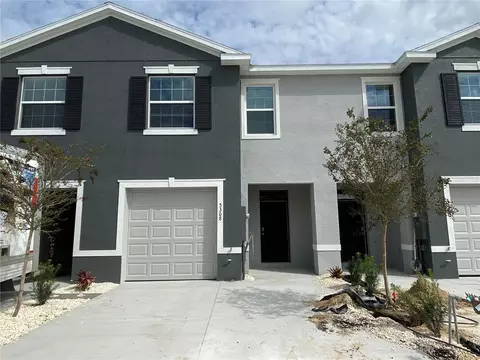5368 Pinecone Ct, Wildwood, FL 34785