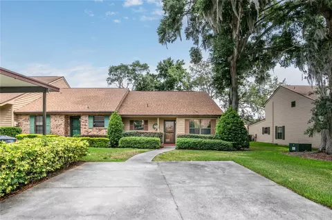 21 Cove Ln, Eustis, FL 32726