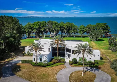 11106 Lane Park Rd, Tavares, FL 32778