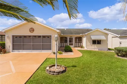 1223 La Paloma Pl, Lady Lake, FL 32159