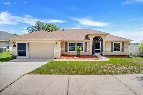 1023 Bluegrass Dr, Groveland, FL 34736